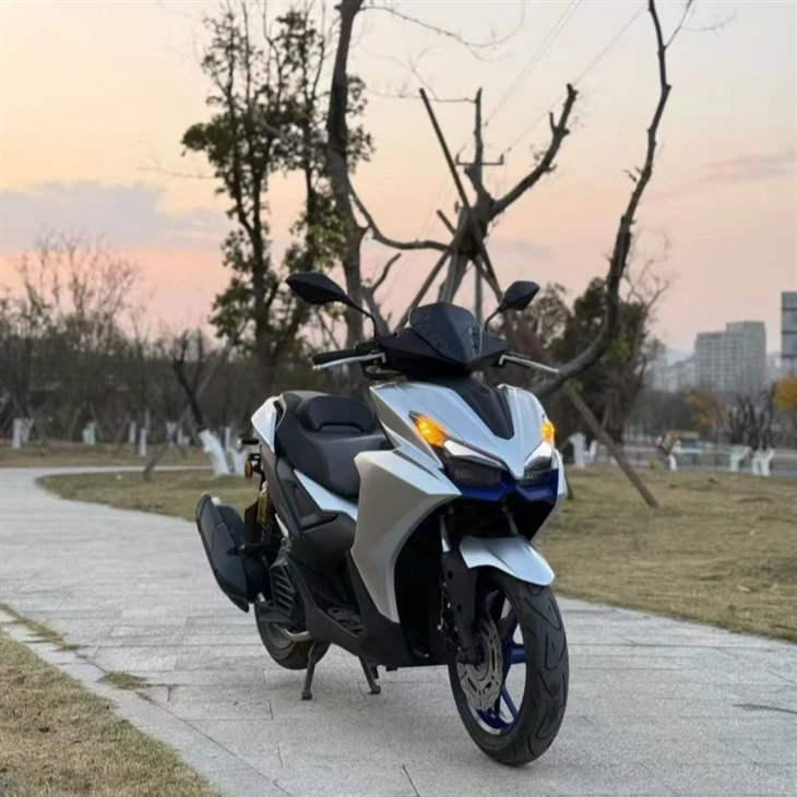 12 Inch Electric Motorcycle Scooter For Daily Commuting Factory Supply price